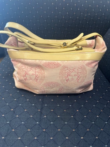 Versace medusa logo - versace,